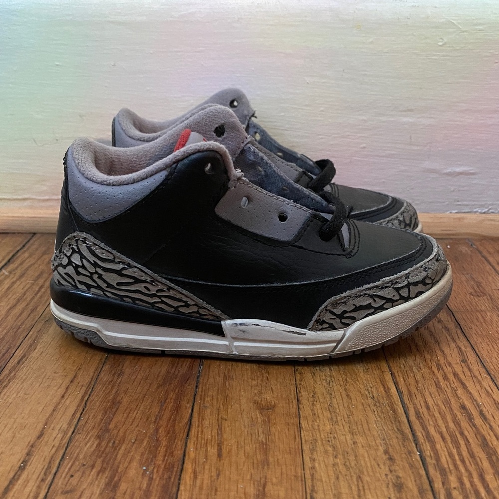Jordan 3 Black Cement